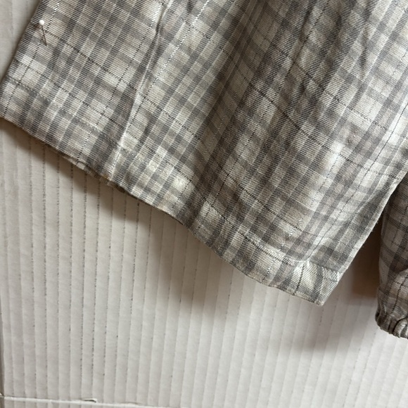 Lane Bryant Gray Plaid Women's Top.  Silver Colored Thread Throughout Size 20. - Picture 6 of 13